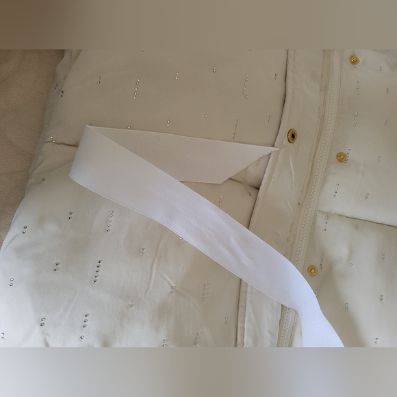 CeCe Ivory Rhinestone Puffer Jacket Size Small - Picture 13 of 15